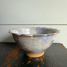Load image into Gallery viewer, Ceramic Scalloped Bowl
